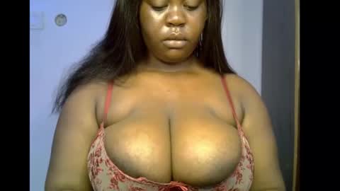 Snapshot of ebony_plumx12 chatting on 01-08-26, 08:16 Prisy online show from 01-08-26, 08:16