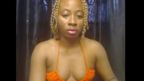 Queen online show from 03-25-26, 07:58