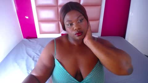 MILENA online show from 01-23-25, 10:01