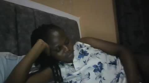 Snapshot of ebony_tasha chatting on 02-01-26, 07:45 tasha online show from 02-01-26, 07:45