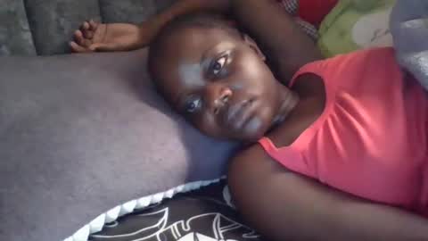 Snapshot of ebony_tasha chatting on 02-21-26, 09:43 tasha online show from 02-21-26, 09:43