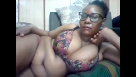 Snapshot of ebonybussy chatting on 01-14-25, 10:34 MAMITO online show from 01-14-25, 10:34