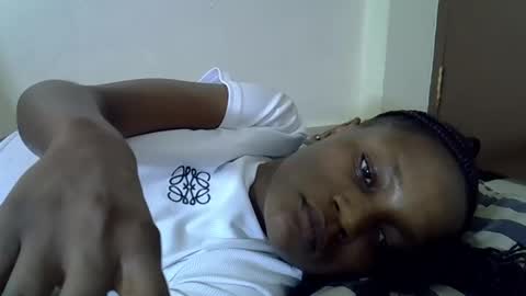 Snapshot of ebonycutegal4 chatting on 09-15-25, 08:31 MELLEN online show from 09-15-25, 08:31