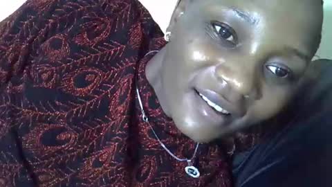 Snapshot of ebonycutegal4 chatting on 10-17-25, 09:06 MELLEN online show from 10-17-25, 09:06