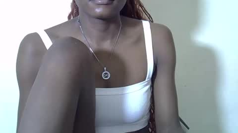 Snapshot of ebonycutegal4 chatting on 10-27-25, 07:29 MELLEN online show from 10-27-25, 07:29