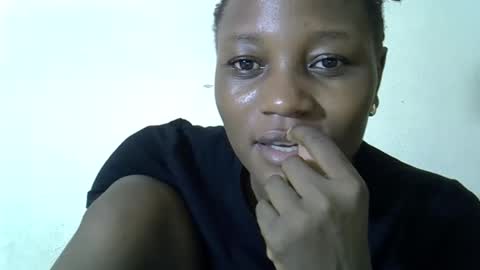 Snapshot of ebonycutegal4 chatting on 11-22-25, 07:02 MELLEN online show from 11-22-25, 07:02