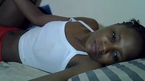 Snapshot of ebonycutegal4 chatting on 12-14-25, 08:02 MELLEN online show from 12-14-25, 08:02