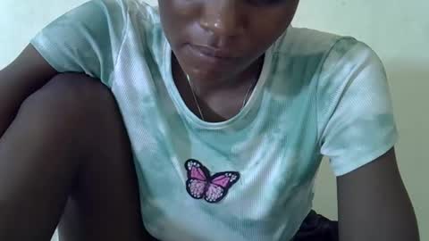 Snapshot of ebonycutegal4 chatting on 02-06-26, 08:40 MELLEN online show from 02-06-26, 08:40