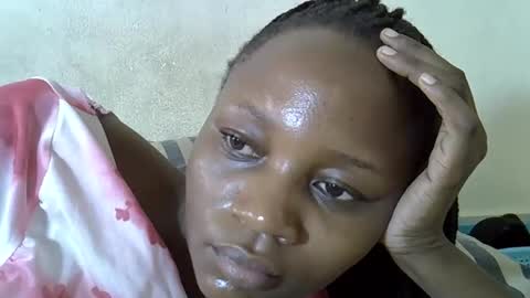 Snapshot of ebonycutegal4 chatting on 02-18-26, 11:06 MELLEN online show from 02-18-26, 11:06