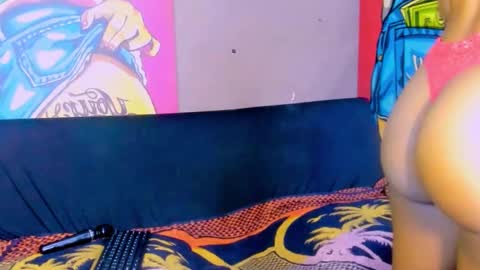 Snapshot of ebonydollx69 chatting on 01-21-25, 09:46 Pearl online show from 01-21-25, 09:46