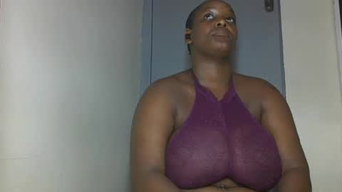 ebonymayahh online show from 07-30-26, 08:57