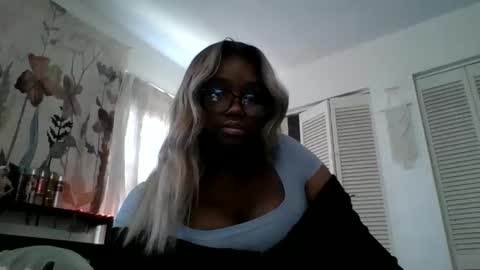ebonyprincesssss online show from 01-12-26, 05:51