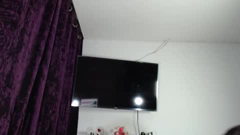 Snapshot of ebonyxprincess chatting on 06-09-26, 11:05 ebonyxprincess online show from 06-09-26, 11:05