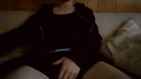 Snapshot of eboyjamie chatting on 06-09-26, 12:33 eboyjamie online show from 06-09-26, 12:33