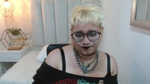 Echypyon tk online show from 05-23-26, 03:12