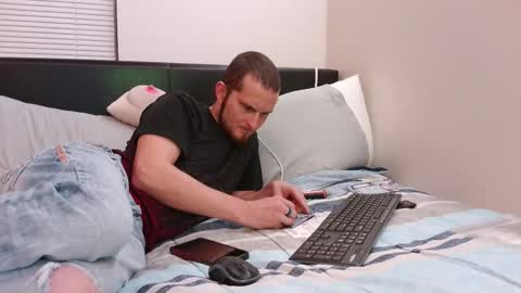 eclipticice94 online show from 11-28-25, 05:21