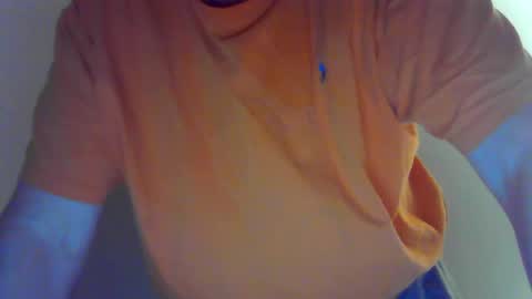 Snapshot of ed5189 chatting on 11-23-25, 11:15 ed5189 online show from 11-23-25, 11:15