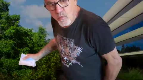 eddelmar online show from 10-13-25, 01:44