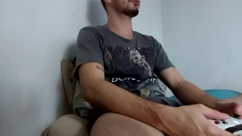 Snapshot of eden_glock chatting on 01-10-25, 04:33 Hey my name is Eden     follow me IG ede glock online show from 01-10-25, 04:33