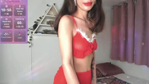 Snapshot of eden_heaven chatting on 12-13-24, 02:43 Eden Heaven online show from 12-13-24, 02:43