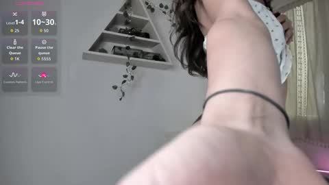 Snapshot of eden_heaven chatting on 10-08-25, 07:06 Eden Heaven online show from 10-08-25, 07:06