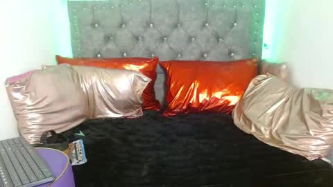 edenivy_lm online show from 05-24-26, 09:03