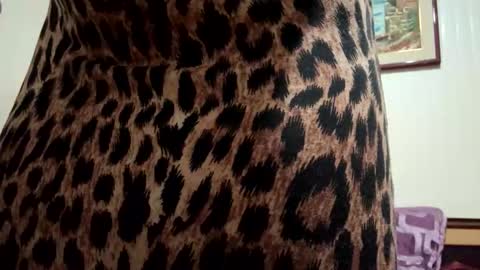 Snapshot of edentsfby chatting on 11-22-25, 01:37 edentsfby online show from 11-22-25, 01:37