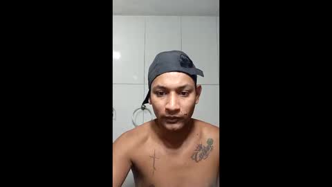 Snapshot of eder875694 chatting on 04-12-26, 09:09 eder875694 online show from 04-12-26, 09:09