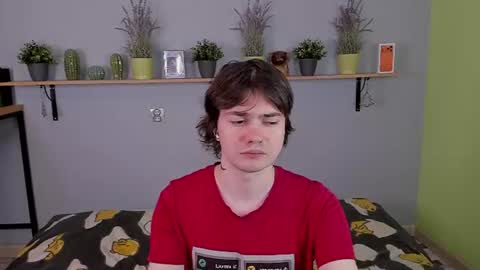Snapshot of edgar_ray chatting on 06-20-26, 01:52 Edgar online show from 06-20-26, 01:52
