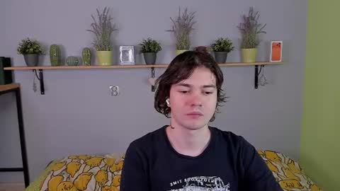 Snapshot of edgar_ray chatting on 07-09-26, 10:58 Edgar online show from 07-09-26, 10:58
