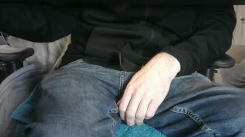 edged biker online show from 01-20-25, 04:34