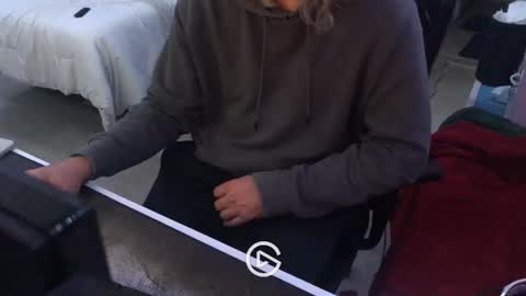 Snapshot of edgemeallnight chatting on 11-15-25, 02:53 edgemeallnight online show from 11-15-25, 02:53