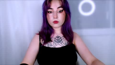 Snapshot of ediefris chatting on 06-16-26, 09:17 fickle demon made of clumps of matter online show from 06-16-26, 09:17