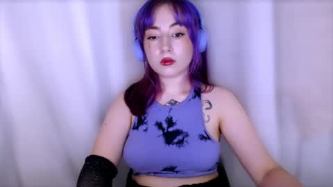 Snapshot of ediefris chatting on 07-18-26, 10:02 fickle demon made of clumps of matter online show from 07-18-26, 10:02