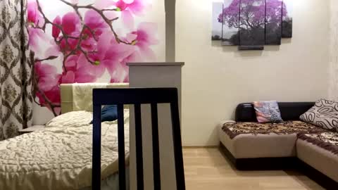 Eri online show from 03-13-26, 06:47