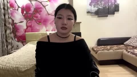 Eri online show from 05-22-26, 06:24
