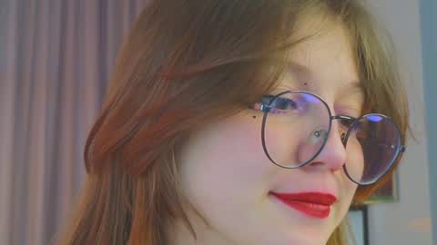 Snapshot of edithbrucker chatting on 01-25-25, 09:15 Im Sally  Im new here   lets meet online show from 01-25-25, 09:15