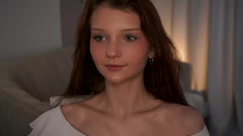 Lisa  online show from 04-19-26, 11:18