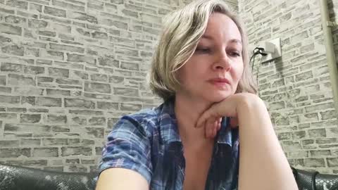 edithmanning online show from 12-21-24, 10:39