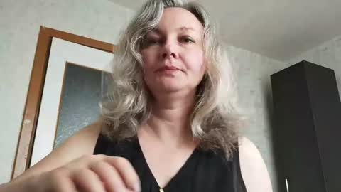 edithmanning online show from 05-12-26, 07:05