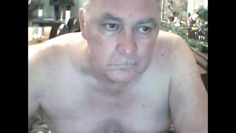 Snapshot of edje59a chatting on 03-17-26, 06:50 Eddy online show from 03-17-26, 06:50