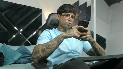 Snapshot of edoardojs chatting on 05-23-26, 10:58 EdoardoJS online show from 05-23-26, 10:58