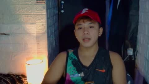 Snapshot of edrianburca052 chatting on 10-19-25, 05:13 urasian chub online show from 10-19-25, 05:13