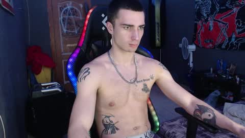 Snapshot of eduard_loveee chatting on 12-24-24, 03:16 Eduar online show from 12-24-24, 03:16