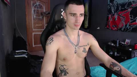 Snapshot of eduard_loveee chatting on 09-28-25, 12:54 Eduar online show from 09-28-25, 12:54