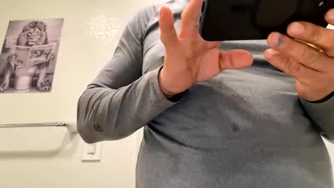 Snapshot of edvmendez1766 chatting on 12-01-25, 02:27 edvmendez1766 online show from 12-01-25, 02:27