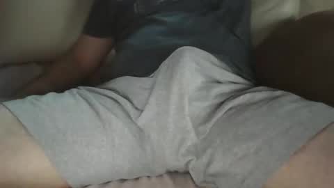 Snapshot of edw963 chatting on 01-18-25, 03:05 edw963 online show from 01-18-25, 03:05