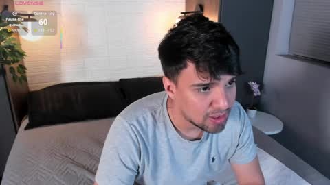 Eduardo online show from 04-07-26, 04:02