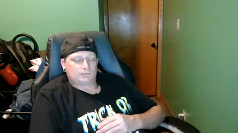 edwardaims_2please online show from 07-25-26, 03:37