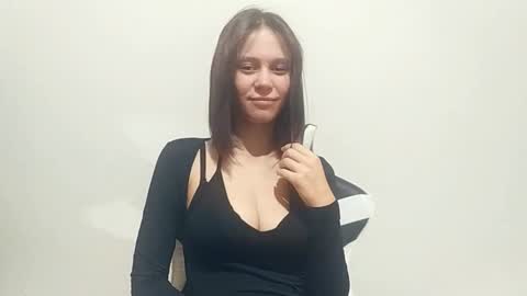 Snapshot of edwardnairn chatting on 02-13-26, 03:30 Viktoria online show from 02-13-26, 03:30